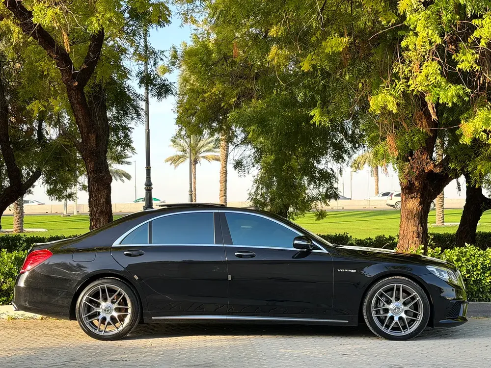 Mercedes-Benz S 63 AMG 4MATIC+ 2017 - Korean Specs - Excellent Condition - Image 7