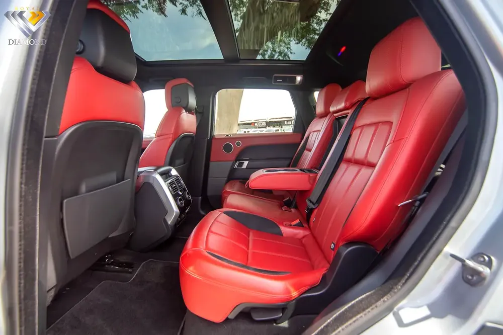 Range Rover Sport HSE Dynamic 2022 GCC Under Warranty From Agency Bank installment available - Image 10