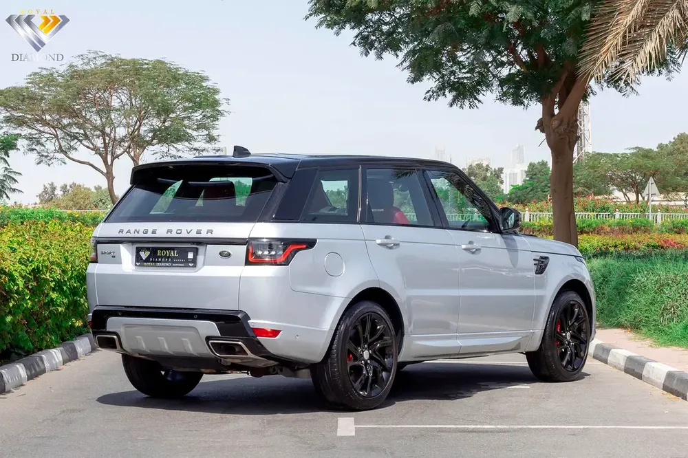 Range Rover Sport HSE Dynamic 2022 GCC Under Warranty From Agency Bank installment available - Image 4