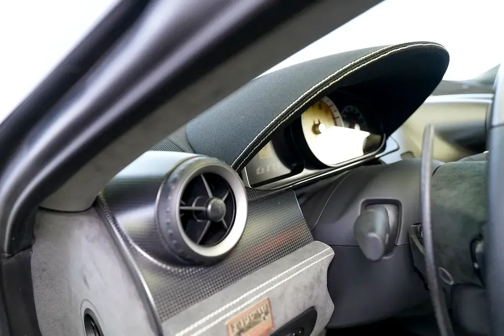 599 GTO | MATT CARBON INTERIOR | CARBON EXTERIOR | WARRANTY AVAILABLE - Image 15