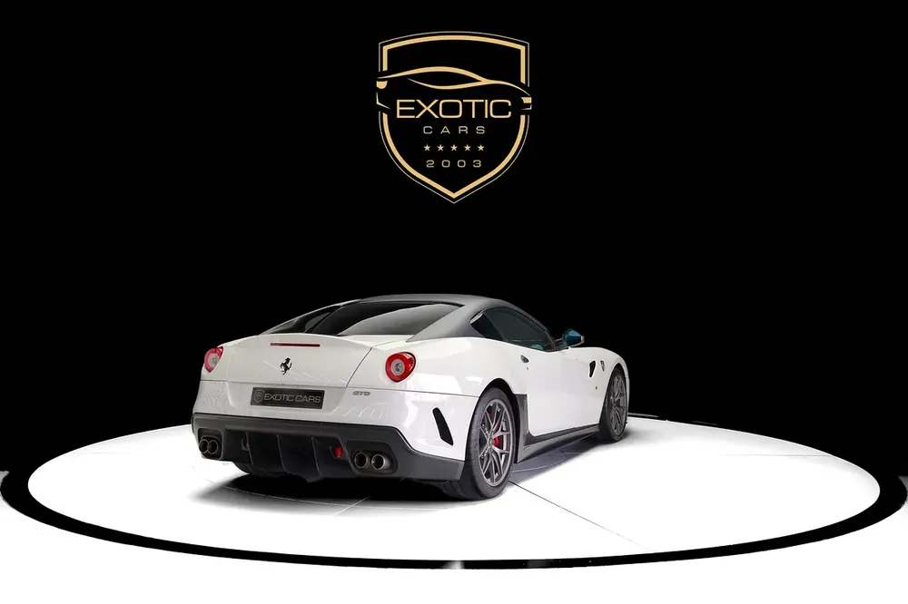 599 GTO | MATT CARBON INTERIOR | CARBON EXTERIOR | WARRANTY AVAILABLE - Image 4