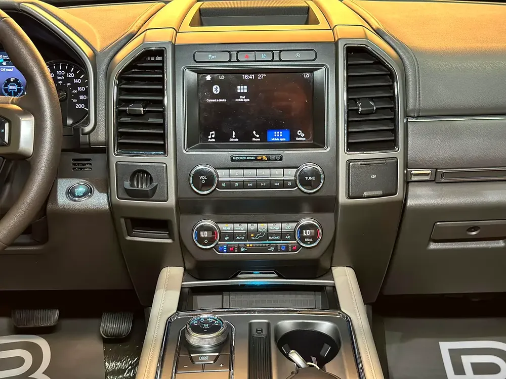 2019 Ford Expedition XLT - GCC Specs - Image 18