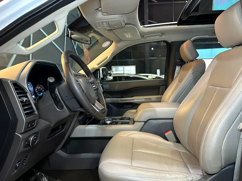 2019 Ford Expedition XLT - GCC Specs - Image 4