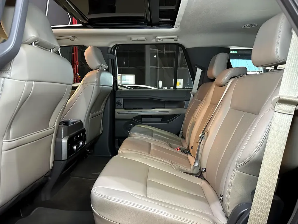 2019 Ford Expedition XLT - GCC Specs - Image 6