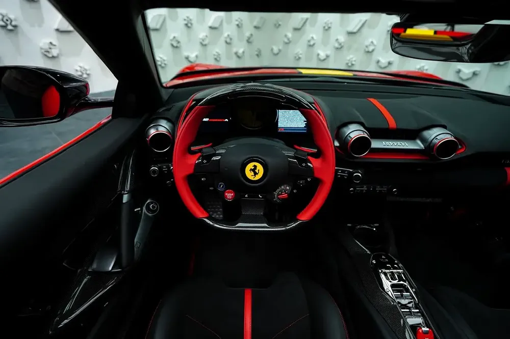 Ferrari 812 Competizione Aperta - Image 10