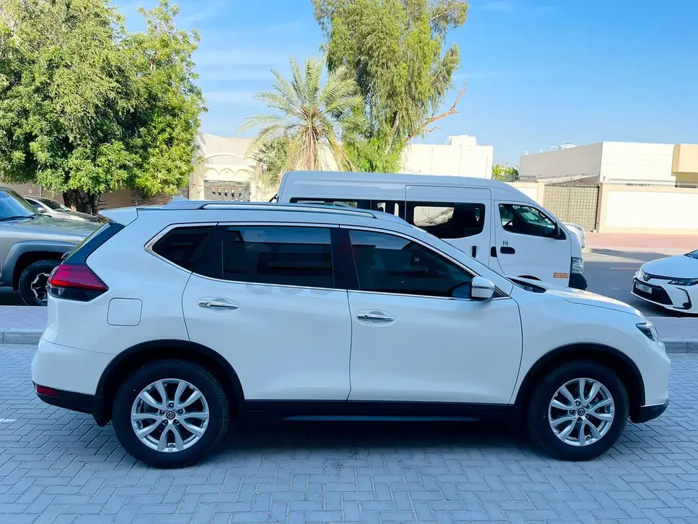 Nissan X-Trail 2022 GCC, Perfect Condition, Personal Car, 4x4, Push Start - Image 12