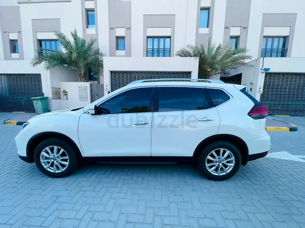 Nissan X-Trail 2022 GCC, Perfect Condition, Personal Car, 4x4, Push Start - Image 14