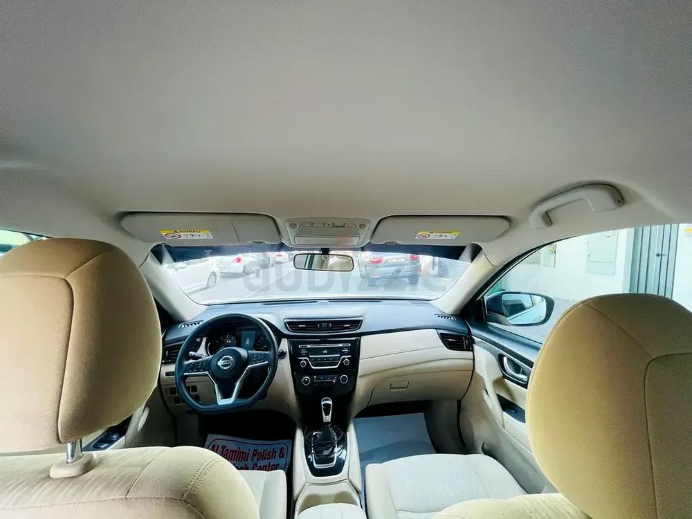 Nissan X-Trail 2022 GCC, Perfect Condition, Personal Car, 4x4, Push Start - Image 8