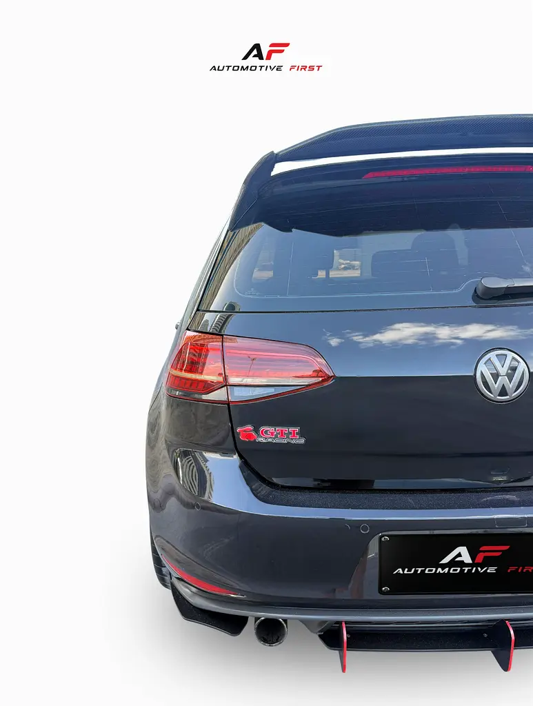 2015 Volkswagen Golf GTI | Top Specs - Image 12