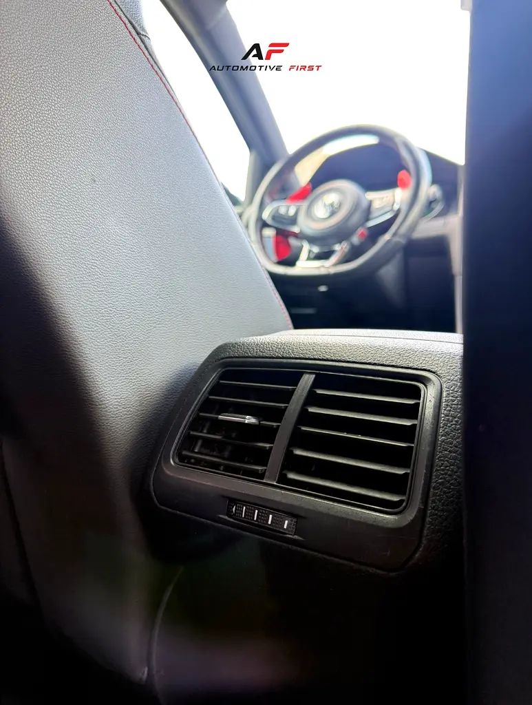2015 Volkswagen Golf GTI | Top Specs - Image 16