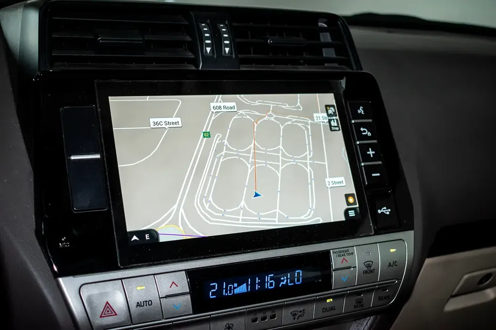 1 YR WARRANTY | 4.0 GXR | AED 1650 PM | GCC - Image 13