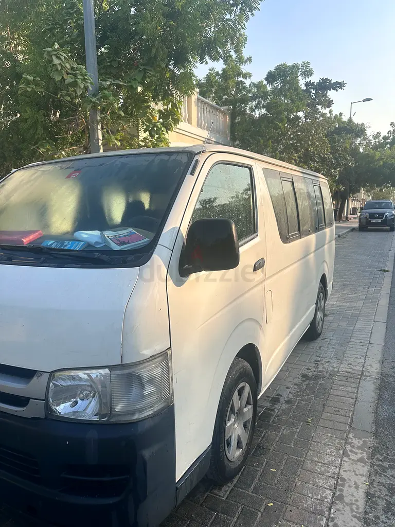 Toyota Hiace, Japan Specs - Image 4
