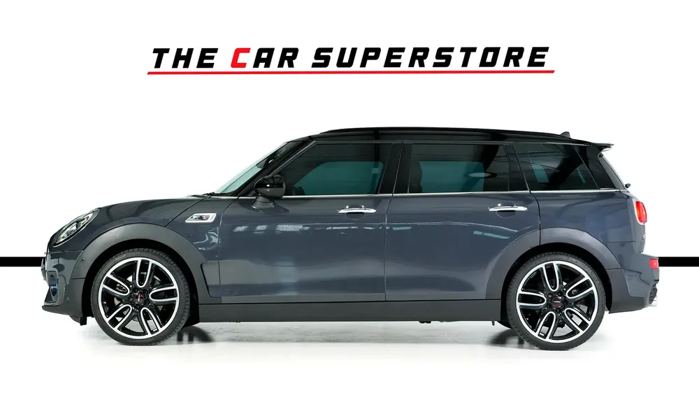 Mini Clubman Cooper S JCW | GCC | Mint Condition | Service History With Agency | Low Millage - Image 5