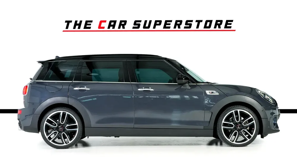 Mini Clubman Cooper S JCW | GCC | Mint Condition | Service History With Agency | Low Millage - Image 9