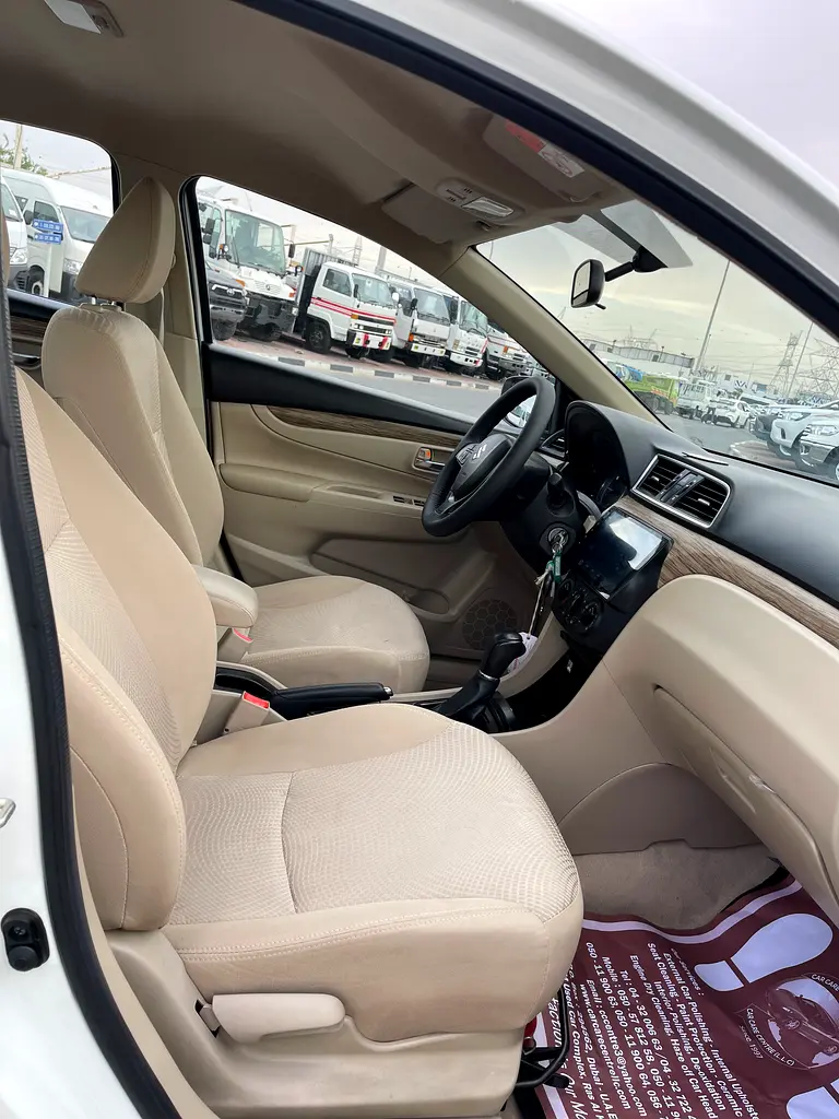SUZUKI CIAZ 2023 1.5 V4 GCC SPECS - Image 12