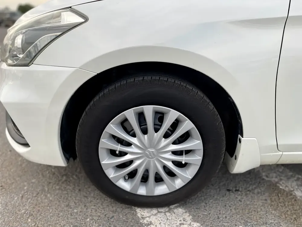 SUZUKI CIAZ 2023 1.5 V4 GCC SPECS - Image 18