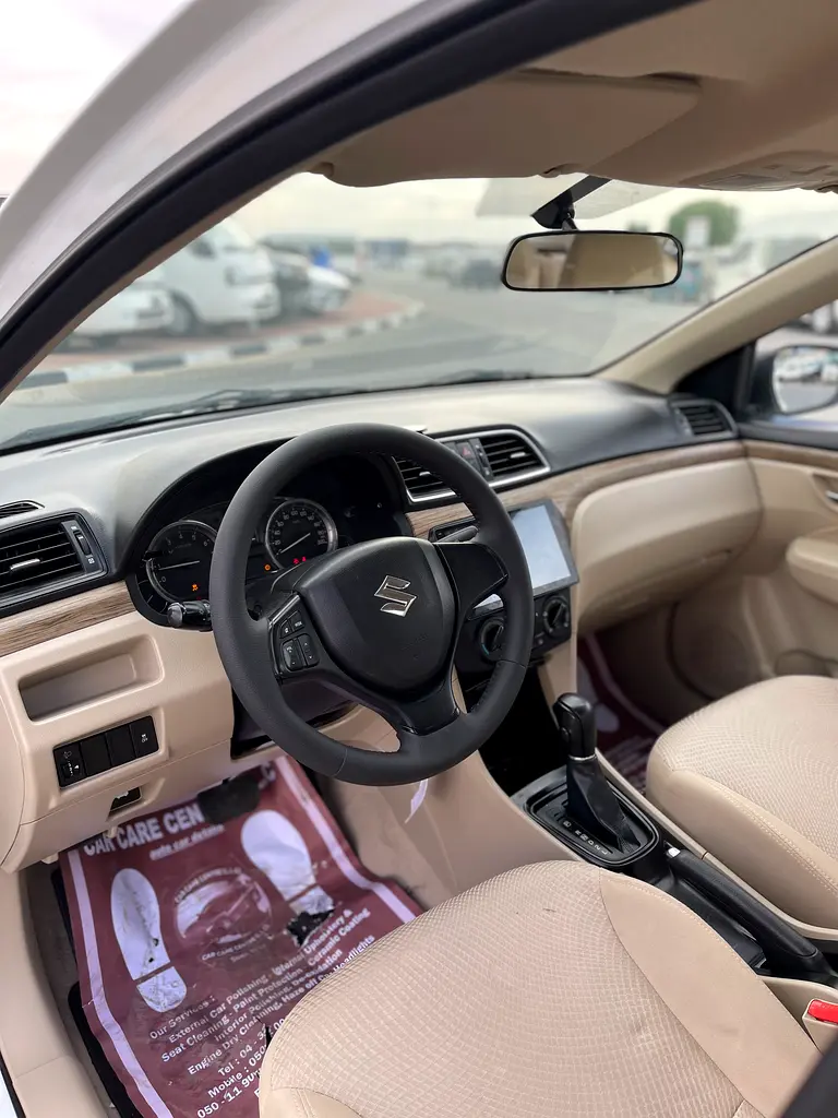 SUZUKI CIAZ 2023 1.5 V4 GCC SPECS - Image 8