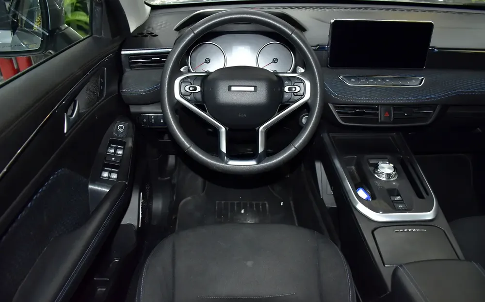 AED 563 EMi for 5Yrs | Haval Jolion ( 2023 Model ) in Silver Color GCC Specs - Image 12