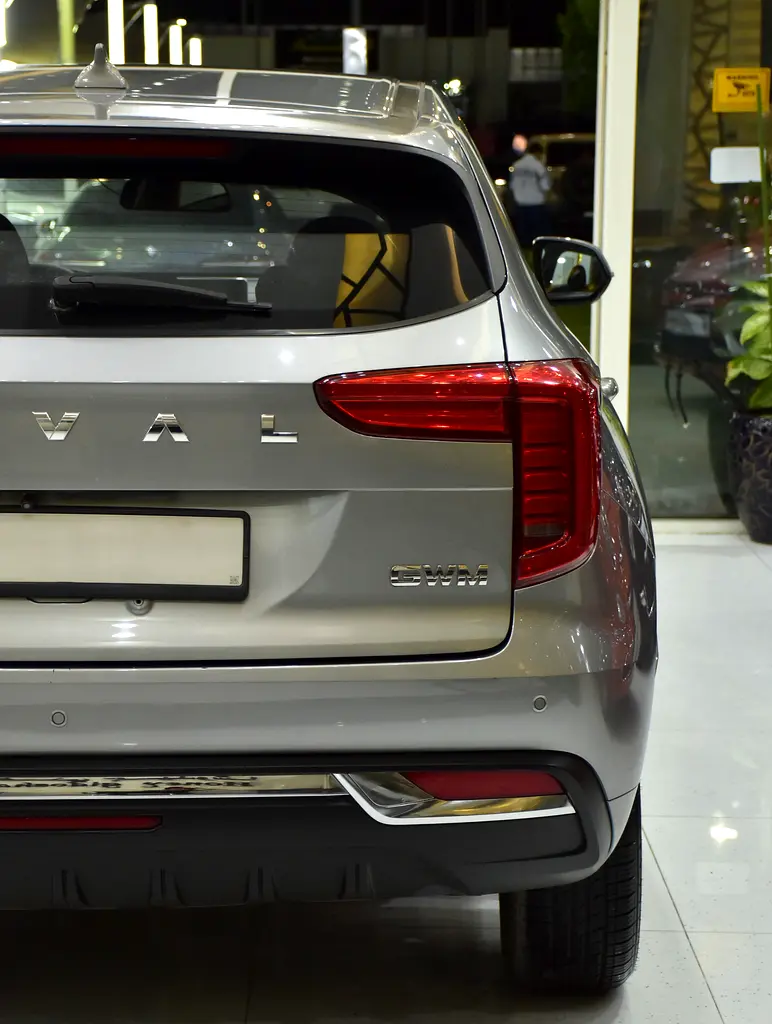 AED 563 EMi for 5Yrs | Haval Jolion ( 2023 Model ) in Silver Color GCC Specs - Image 9