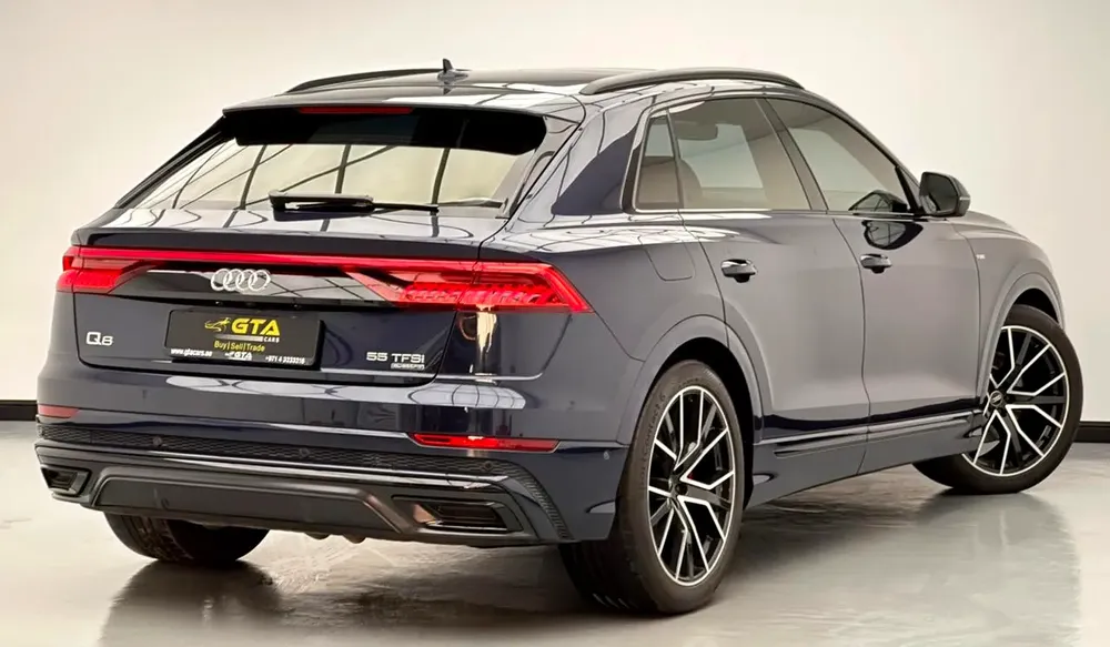 2023 Audi Q8 S line 55 TFSI Quattro, Dec/2027 Audi Warranty + Service Package,  FSH, GCC - Image 4