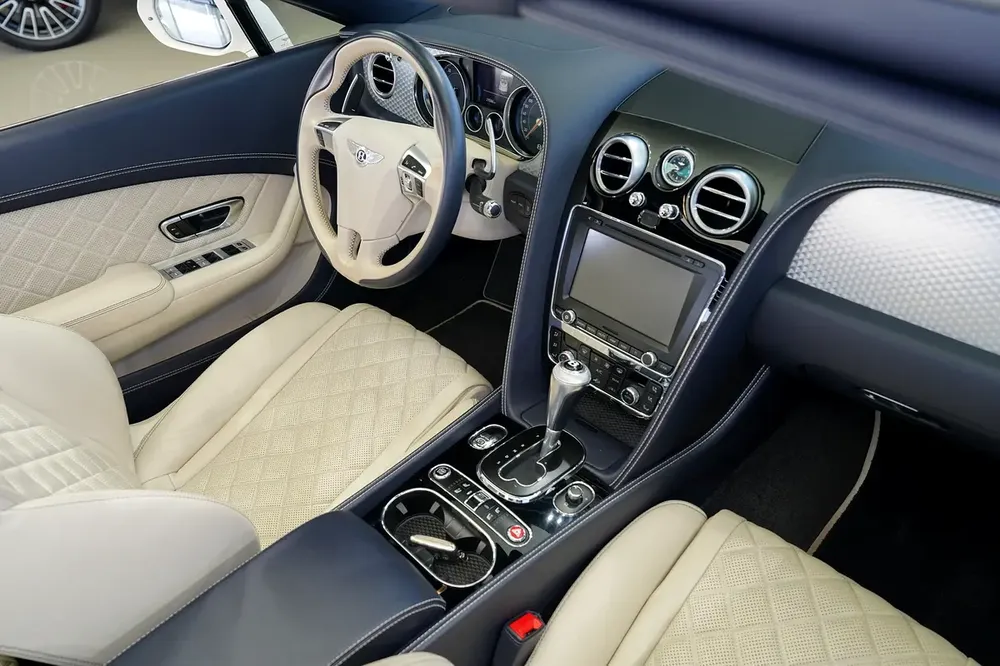 GTC V8 S | WHITE/IVORY | WARRANTY AVAILABLE - Image 15