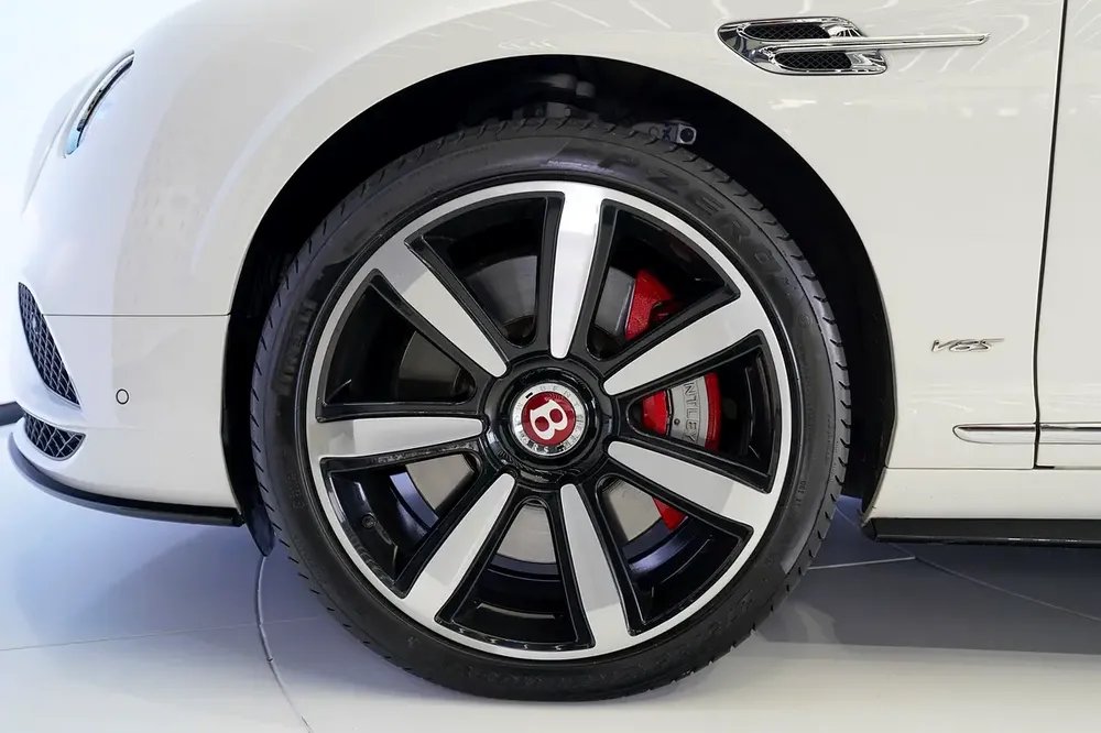 GTC V8 S | WHITE/IVORY | WARRANTY AVAILABLE - Image 7