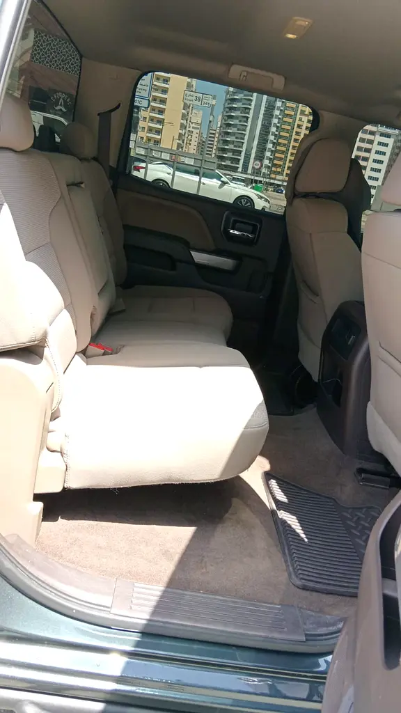 Chevrolet Silverado LTZ 2018 GCC Specs Lady Driven - Image 13