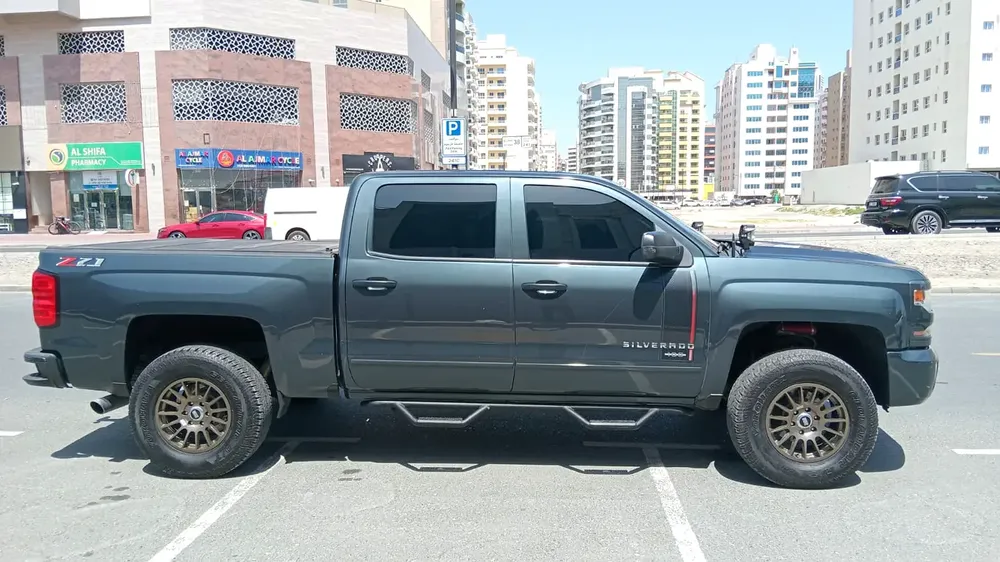 Chevrolet Silverado LTZ 2018 GCC Specs Lady Driven - Image 4
