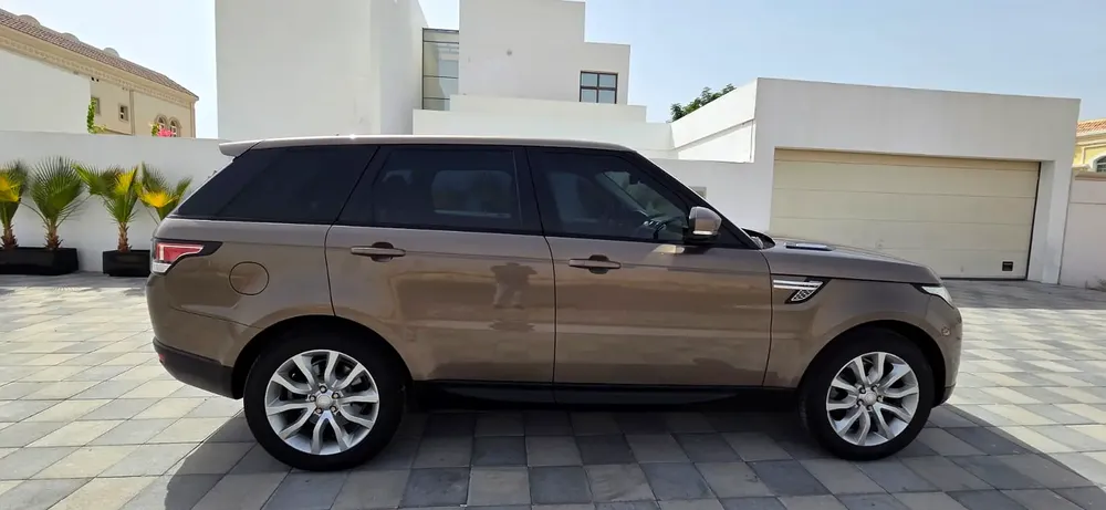 2016-Range Rover Sport HSE-Excellent Condition-Full Service History-Bank Finance Available - Image 4