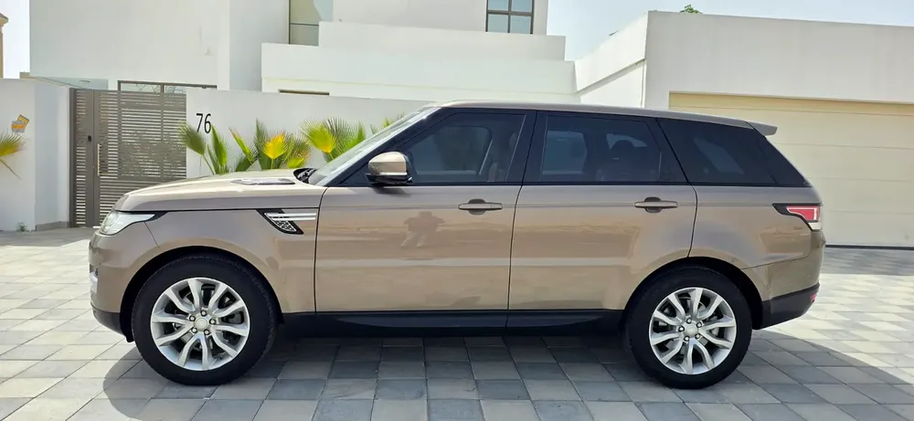 2016-Range Rover Sport HSE-Excellent Condition-Full Service History-Bank Finance Available - Image 5