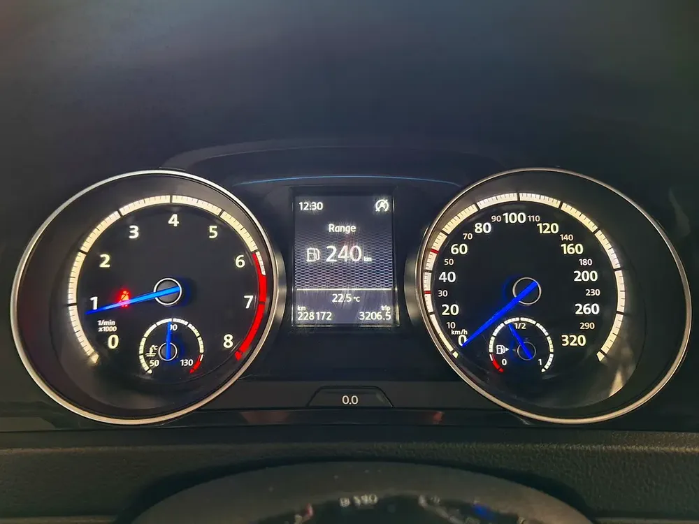 AED 2125/month | 2015 Volkswagen Golf  | GCC Specs | Ref#408779 - Image 13