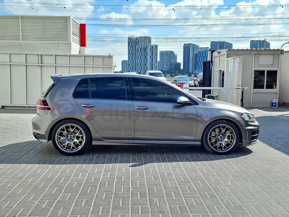 AED 2125/month | 2015 Volkswagen Golf  | GCC Specs | Ref#408779 - Image 4
