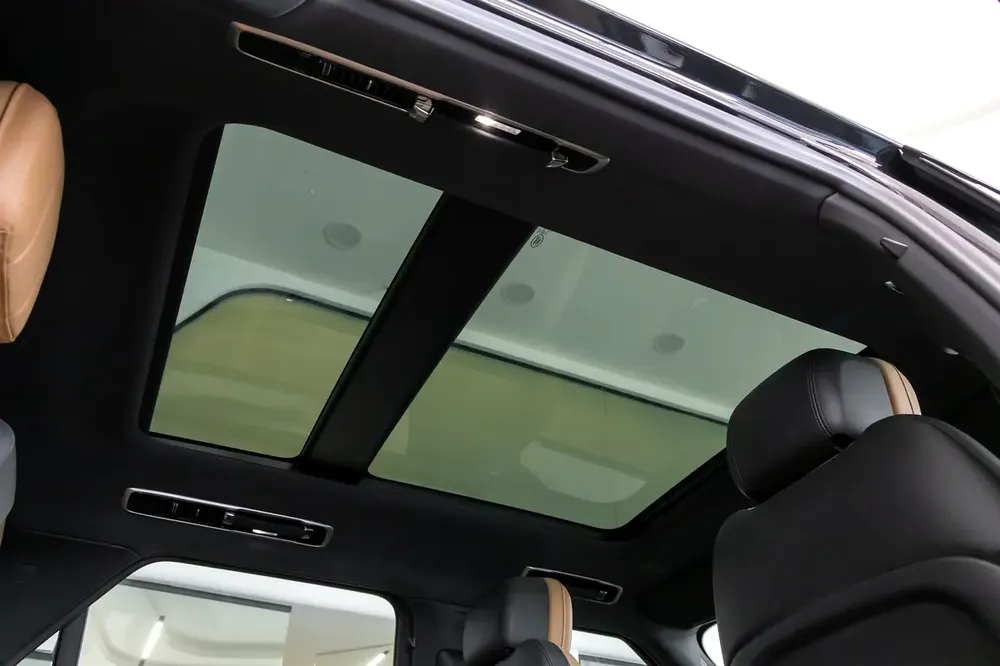 Range Rover | Sport | P400 Dynamic HSE | GCC Specs | Al-Tayer Warranty | 2023 - Image 15
