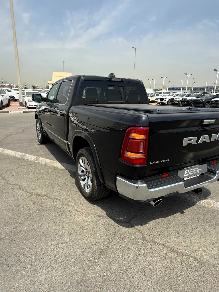 2022 RAM 1500 Limited - American Specs - GCC Ready - Image 6