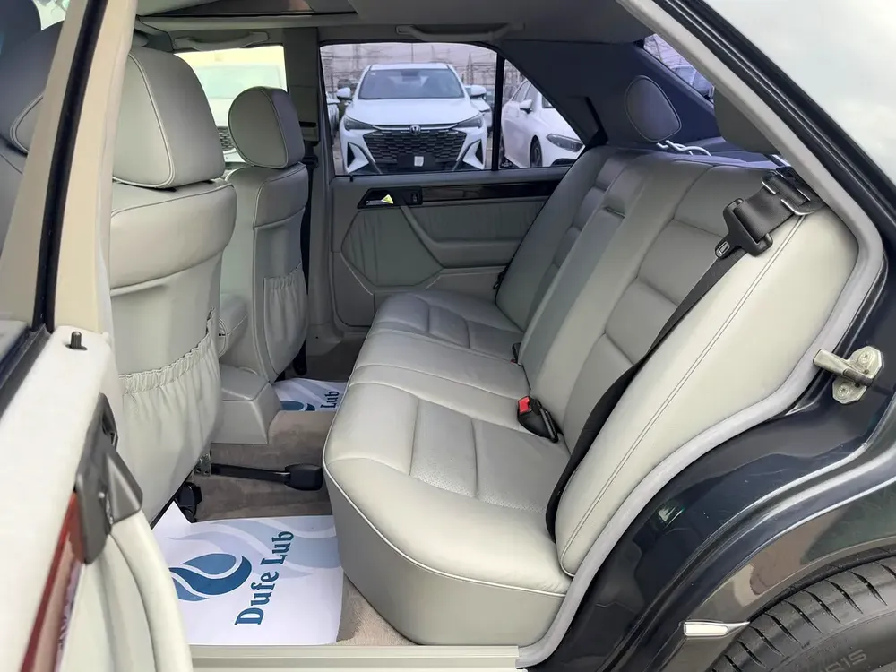 Mercedes Benz E320 1995 79,000km only - Helios Interior - Japan Import - Clean Title - Image 13