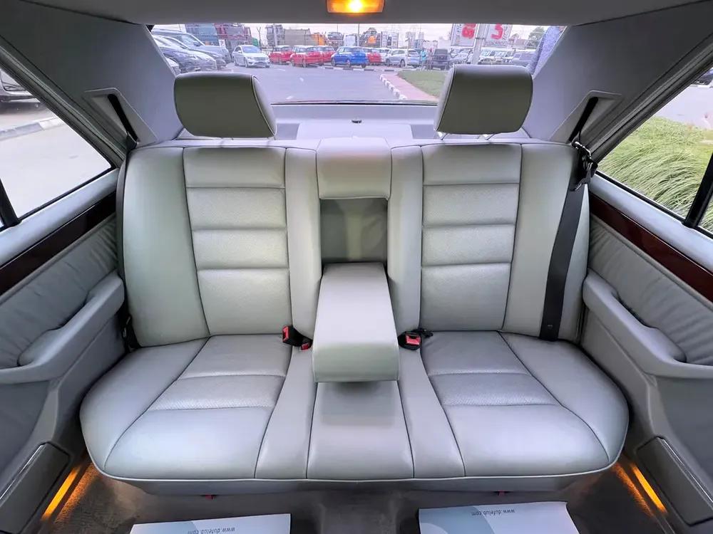 Mercedes Benz E320 1995 79,000km only - Helios Interior - Japan Import - Clean Title - Image 14