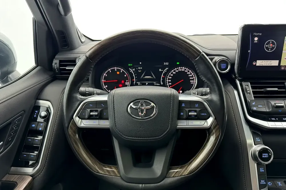 Toyota Land Cruiser VXR 2023 l V6 l AED 5,483 Monthly l 0% Downpayment - Image 12