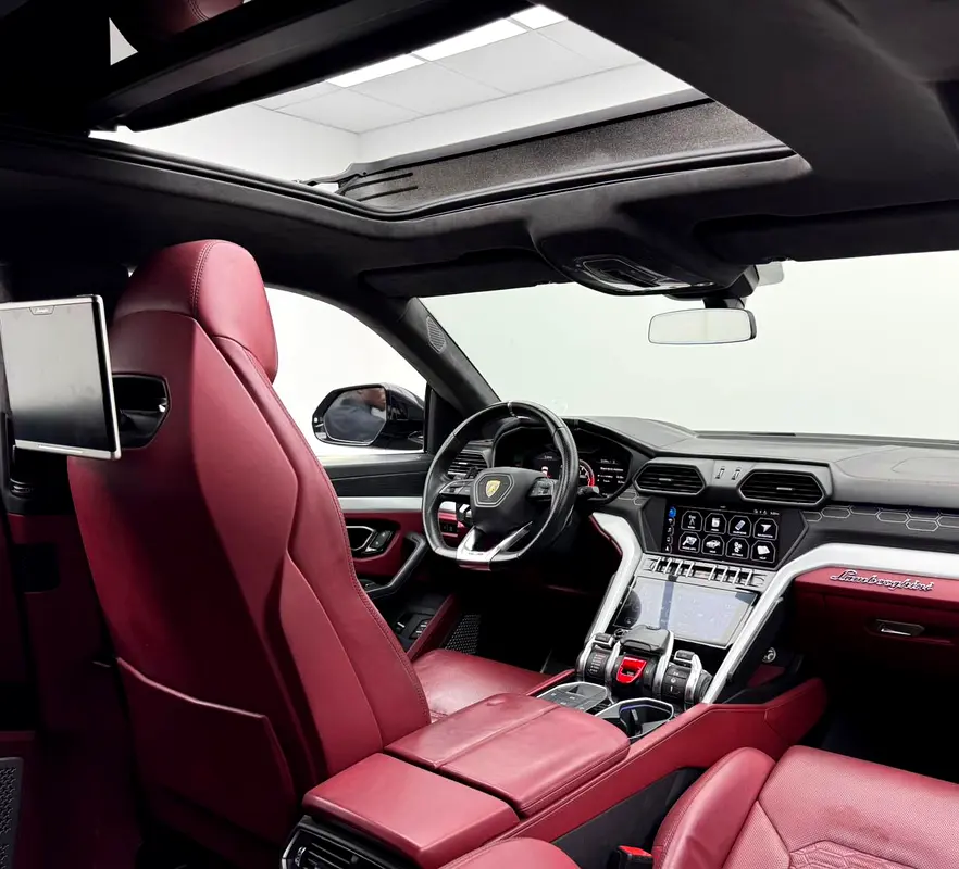 2019 Lamborghini Urus, Full Service History, Fully Loaded, Excellent Condition, GCC - Image 12