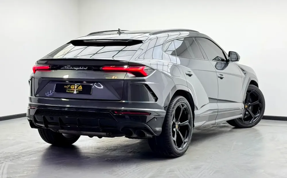 2019 Lamborghini Urus, Full Service History, Fully Loaded, Excellent Condition, GCC - Image 4