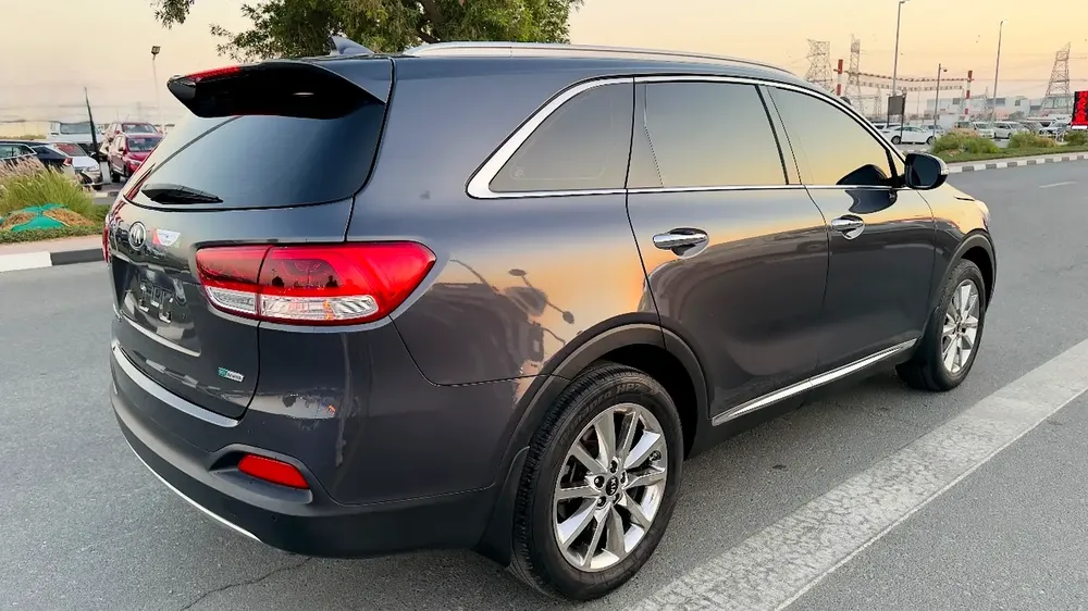 Kia Sorento 2015 - Korean Specs - 2.0L Diesel - Image 5