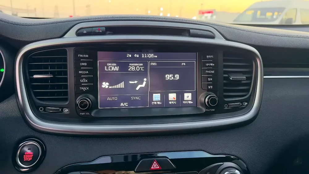 Kia Sorento 2015 - Korean Specs - 2.0L Diesel - Image 8