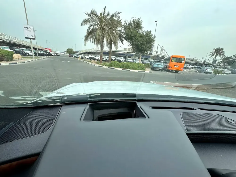 2025 LEXUS ES350 3.5L PANAROMIC ELITE GCC BRAND NEW 0KM - Image 8
