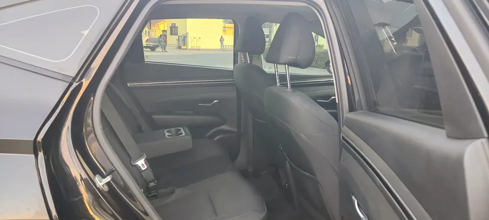 AED 1,140 P.M | Hyundai Tucson Comfort Plus 1.6L 4-cylinder 2022 - GCC Specs - Excellent Condition - Image 16