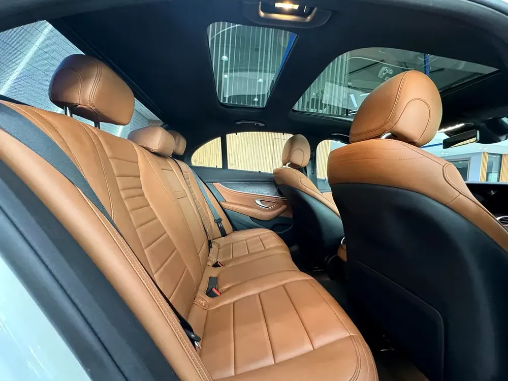 2023  - Mercedes-Benz E 300 GCC Specs - Pristine Condition - Image 9