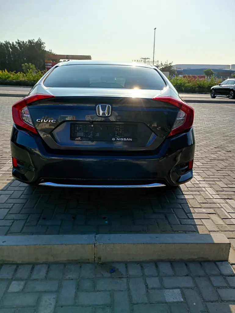 Honda Civic 1.8 LXI 2020 American SPECS LADY DRIVEN - Image 8