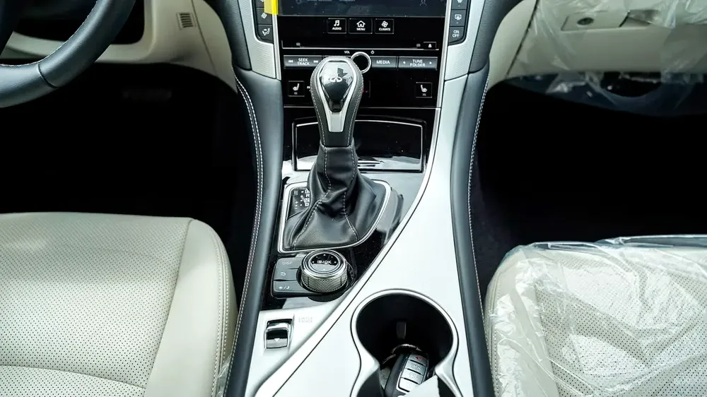 2024 Infiniti Q50 Luxe - GCC Specs - Brand New! - Image 10