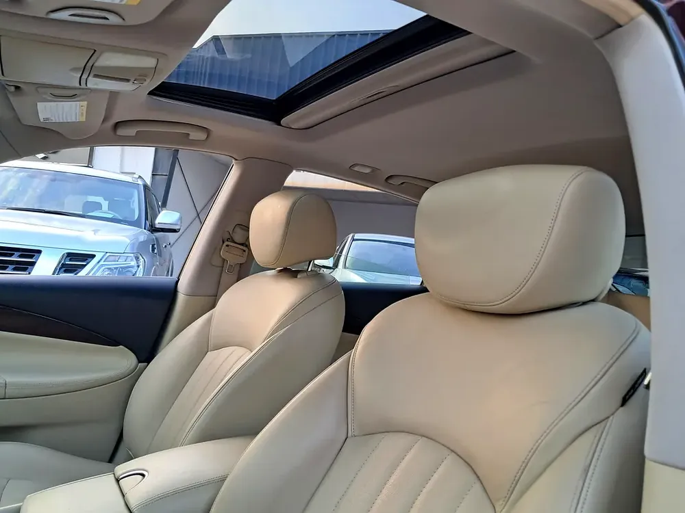 Infinite QX 50 Luxury (GCC) full options accident free single owner very well maintained - Image 9