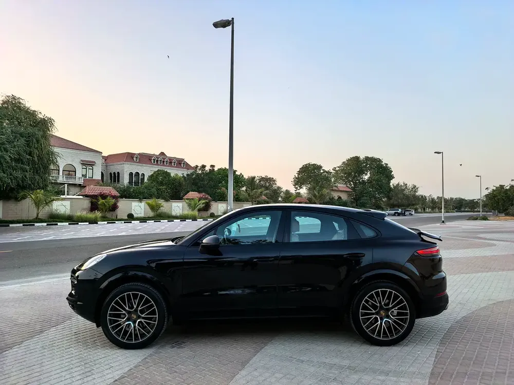 PORSCHE CAYENNE 2021 FULL SERVICE HISTORY FROM DELAR GCC - Image 14