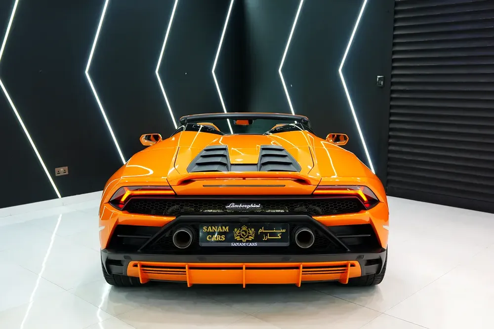 2023 Lamborghini HuraCan EVO Spyder, Lifting System, Apple CarPlay, Carbon Fiber Interior!! - Image 15