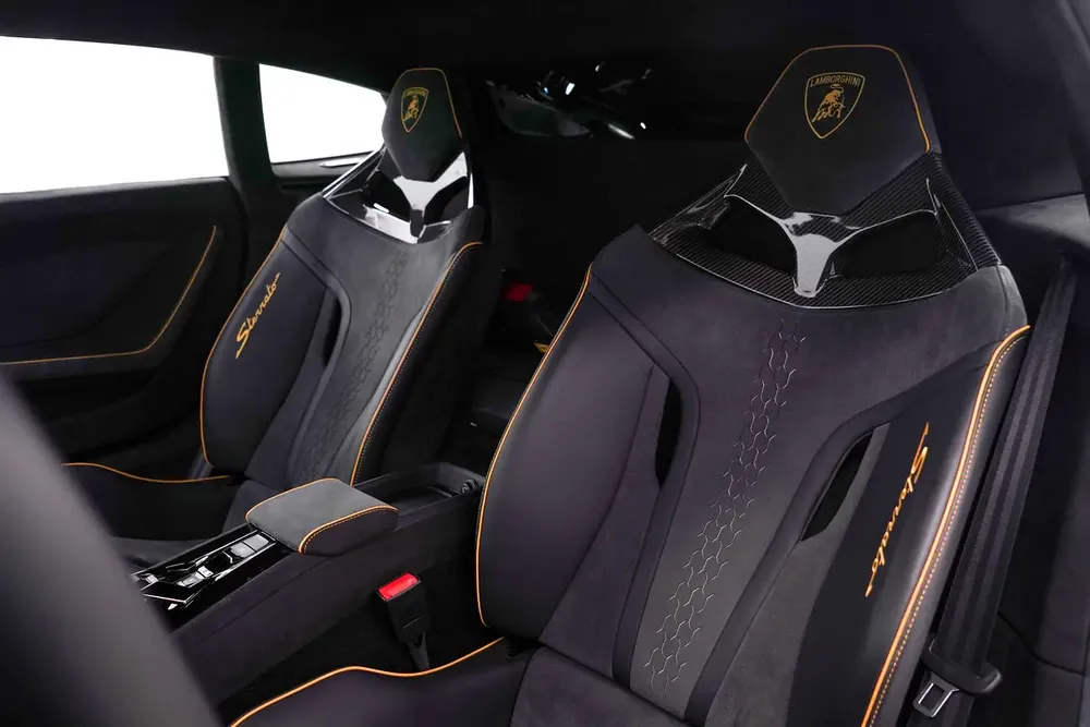 2024 LAMBORGHINI HURACAN STERRATO / GCC / WARRANTY AND SERVICE - Image 11